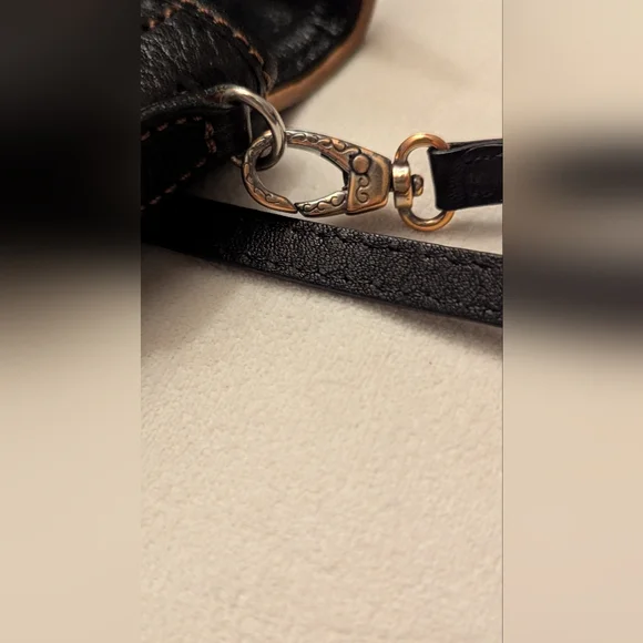 Brighton crossbody bag with additional wristlet strap - Picture 11 of 15